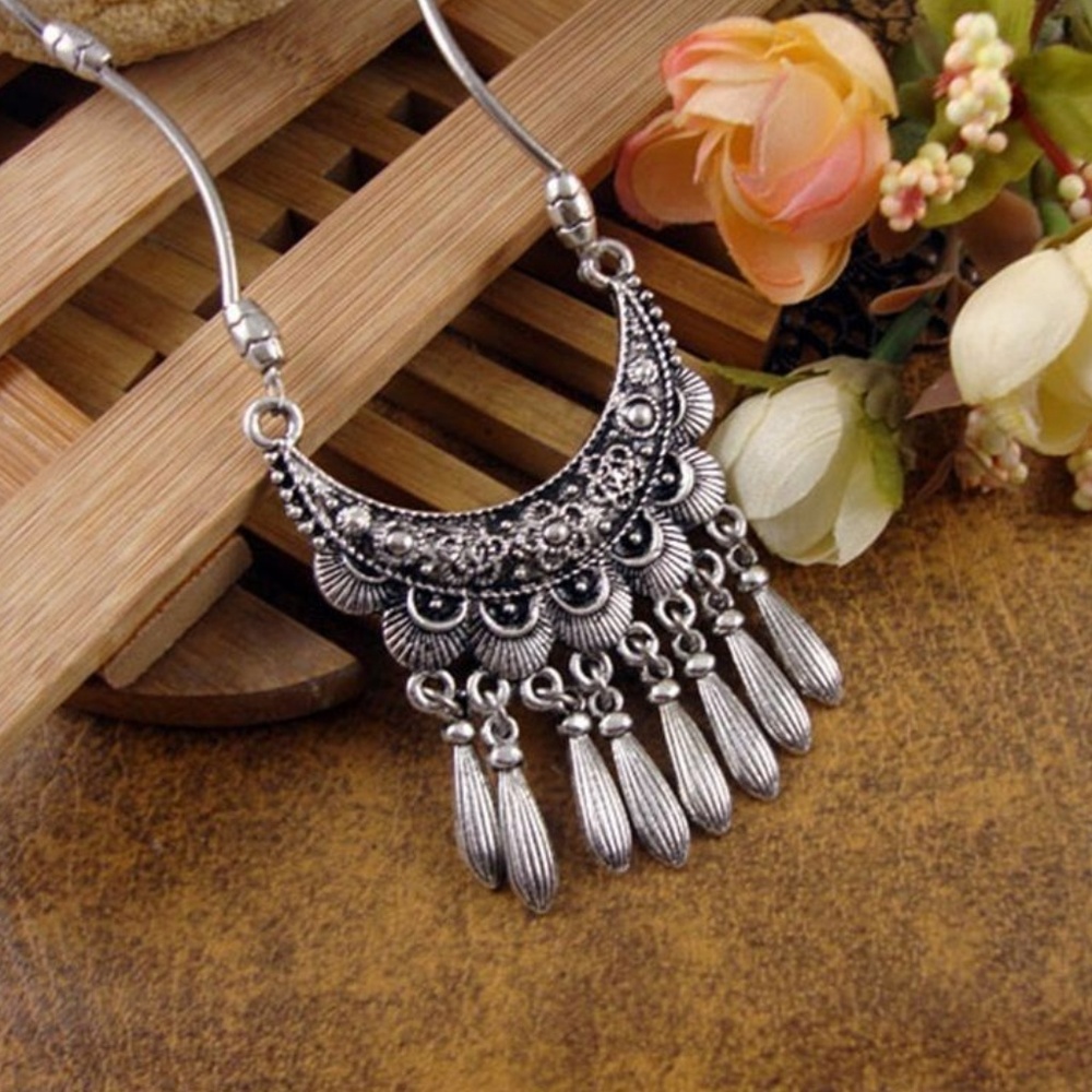 Silver Boho Ethnic Tibetan Necklace NWT-